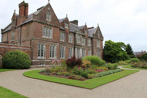 wells-house-and-gardens